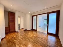 The Colonnade (D10), Condominium #566276751
